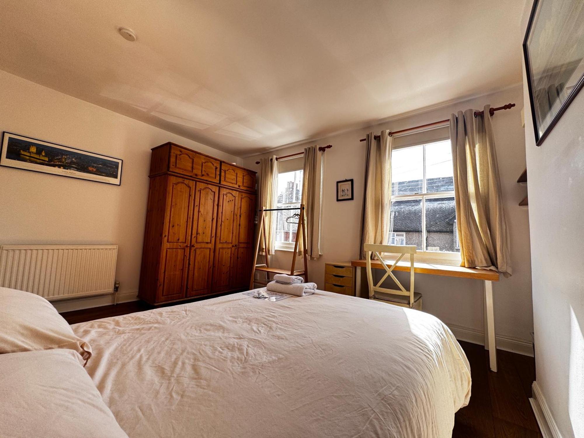 The Ox1 Hotel Oxford Room photo